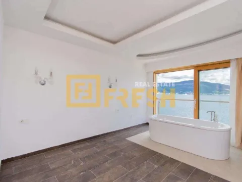Prodaja, kuća, 300m², Tivat, Crna Gora - image 20