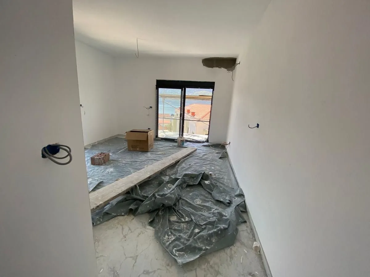 Prodaja, dvosoban stan, 50m², Đenovići, Herceg Novi