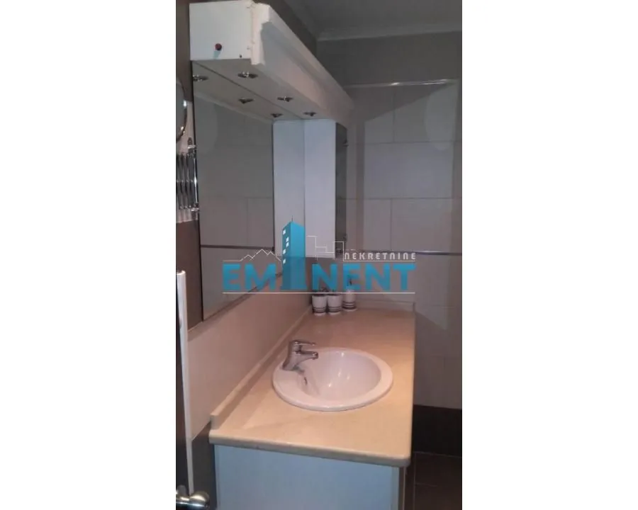 Izdavanje, dvosoban stan, 57m², Novi Beograd Sve Podlokacije, Beograd