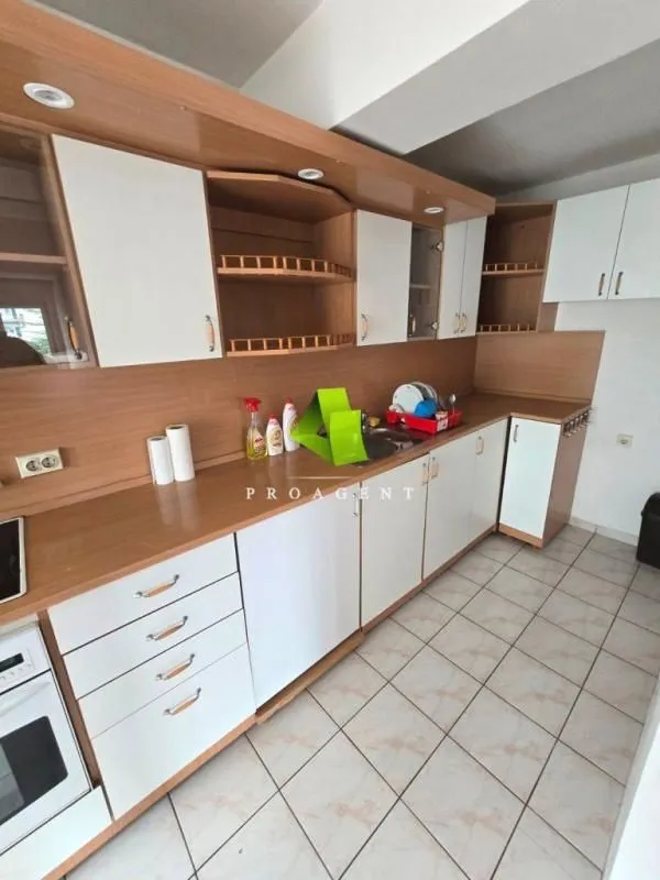 Izdavanje, dvosoban stan, 65m², Medijana, Niš