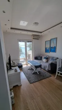Rent, one bedroom apartment, 37m², Tivat, Crna Gora - image 1