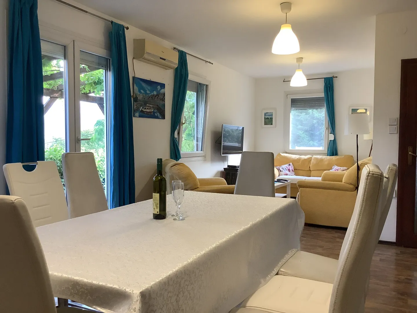 Izdavanje, kuća, 105m², Prijevor, Budva