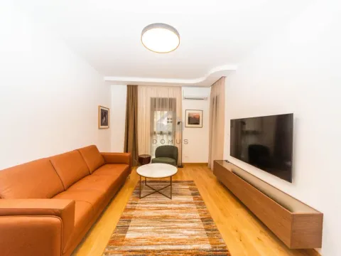 Izdavanje, jednosoban stan, 47m², Podgorica, Crna Gora - image 1