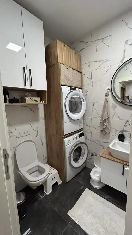 Prodaja, dvosoban stan, 59m², Adamovićevo Naselje, Novi Sad Sve Podlokacije