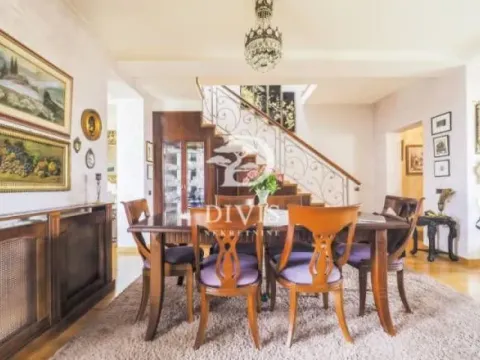 Sale, apartment, 250m², Cvetni Trg, Vračar Sve Podlokacije - image 15