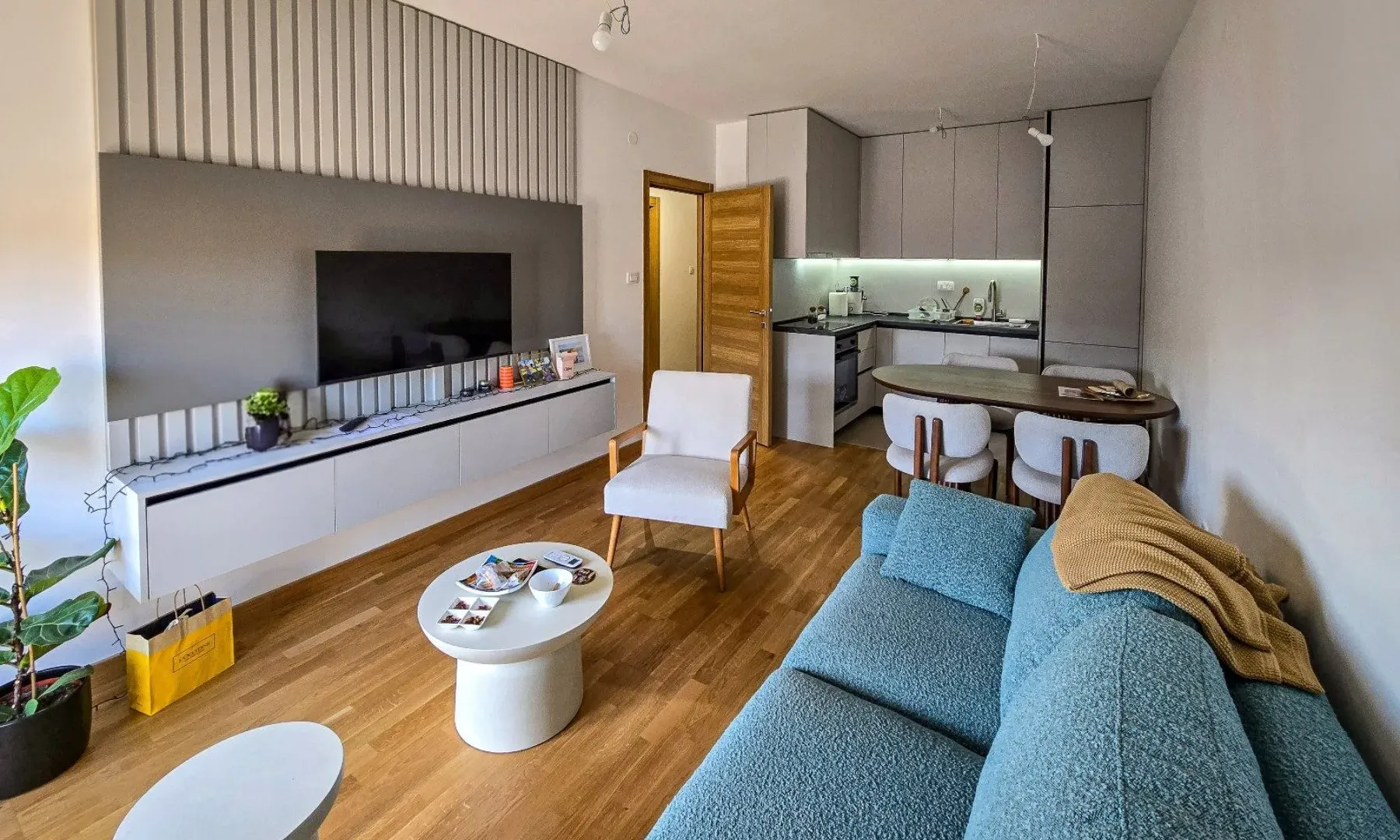 Prodaja, jednosoban stan, 41m², Tološi, Podgorica