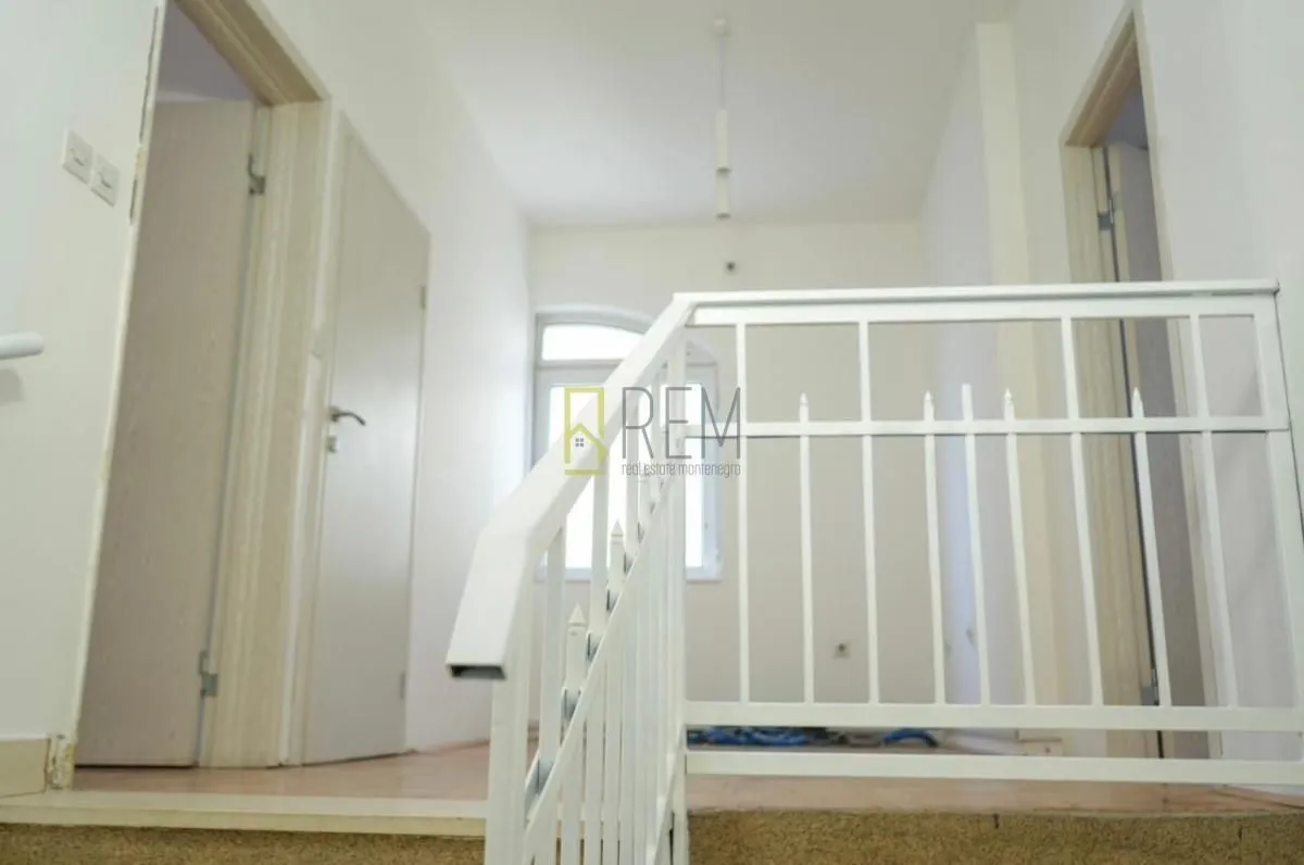 Rent, office space, 174m², Centar, Podgorica