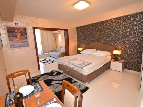Prodaja, stan, 45m², Herceg Novi, Crna Gora