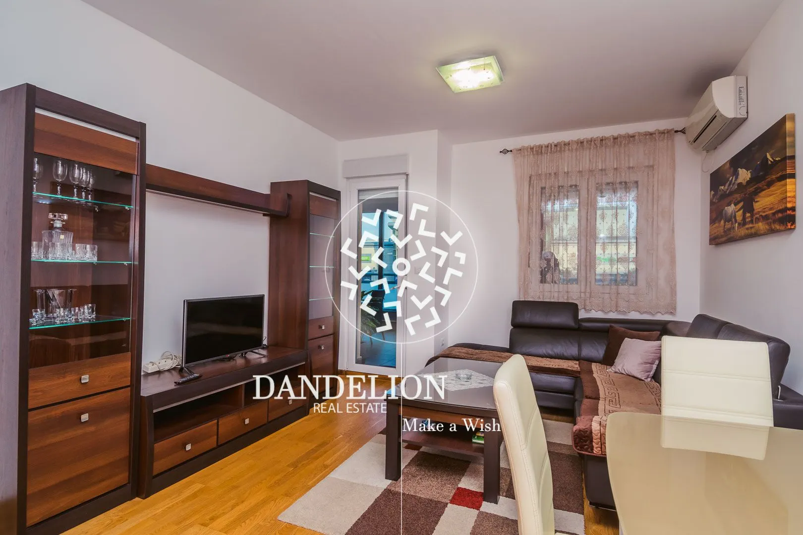Izdavanje, jednosoban stan, 45m², City Kvart, Podgorica