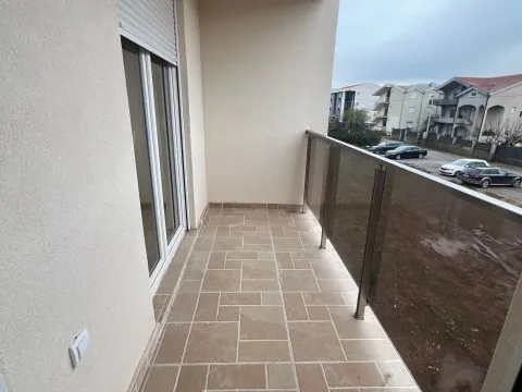 Rent, one bedroom apartment, 76m², Zabjelo, Podgorica - image 7