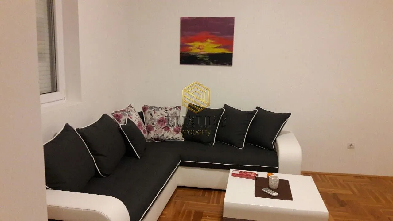 Rent, one bedroom apartment, 52m², 1 maj, Podgorica