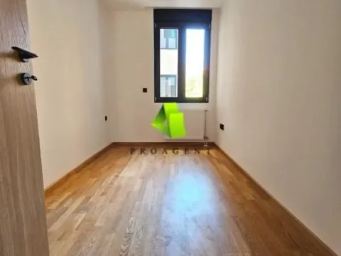 Sale, three bedroom apartment, 84m², Medijana, Niš - image 8