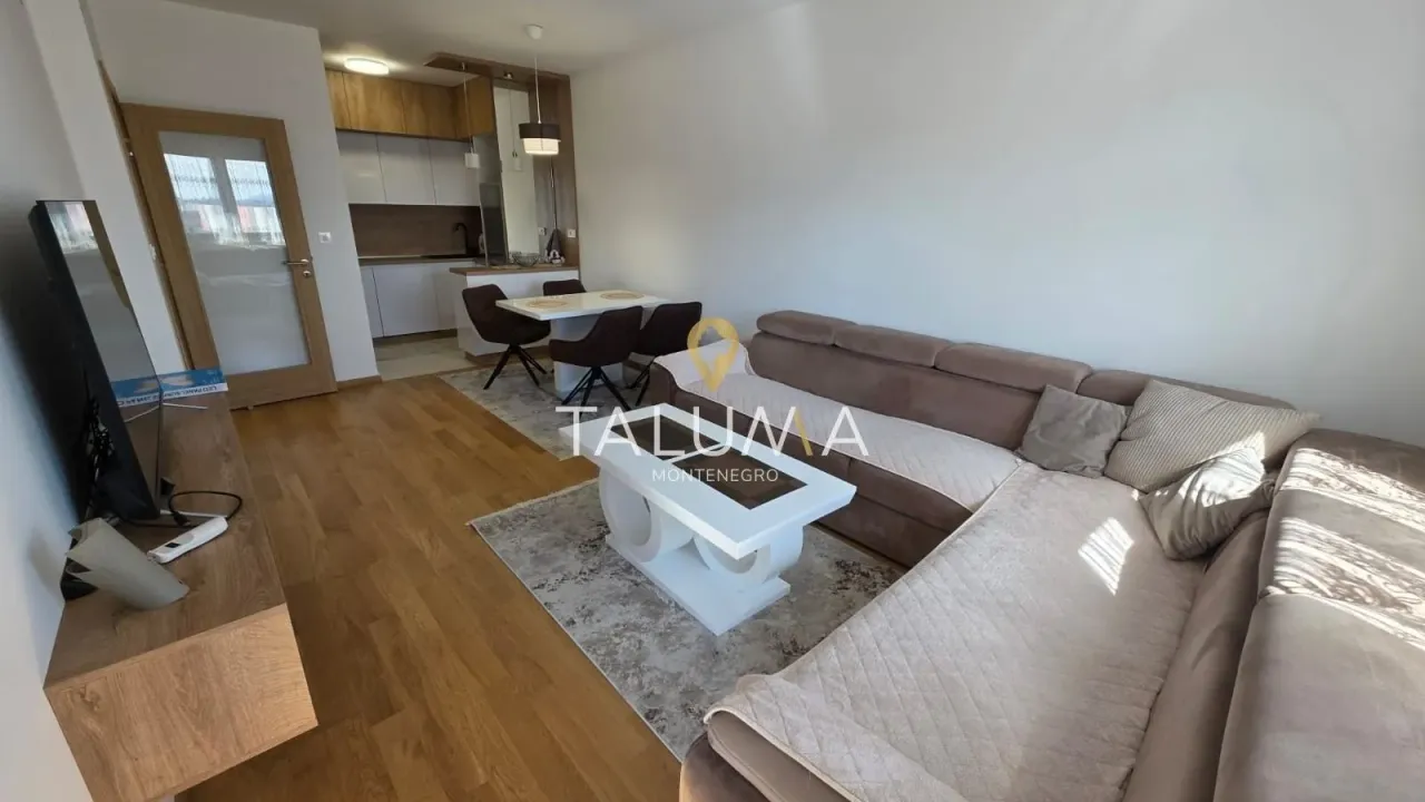 Izdavanje, jednosoban stan, 47m², City Kvart, Podgorica