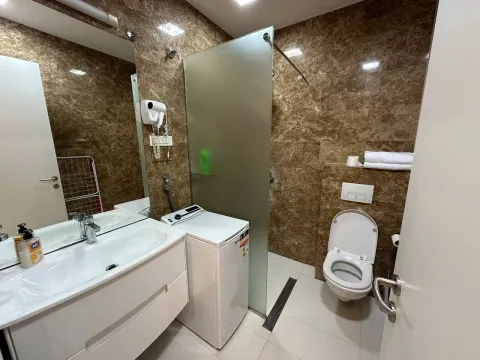 Rent, one bedroom apartment, 62m², Tre Canne, Budva - image 7