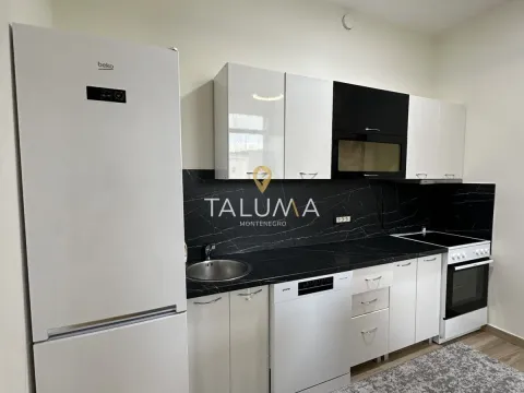 Izdavanje, dvosoban stan, 68m², Blok 9, Podgorica - image 6
