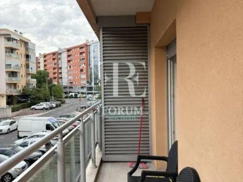 Rent, one bedroom apartment, 53m², City Kvart, Podgorica - image 10