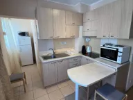 Izdavanje, dvosoban stan, 65m2, Centar, Bar