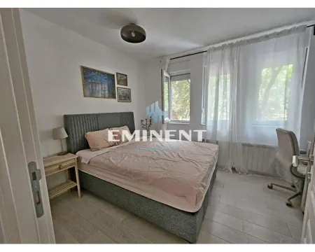 Rent, two bedroom apartment, 43m², Zemun Centar, Zemun Sve Podlokacije - image 7