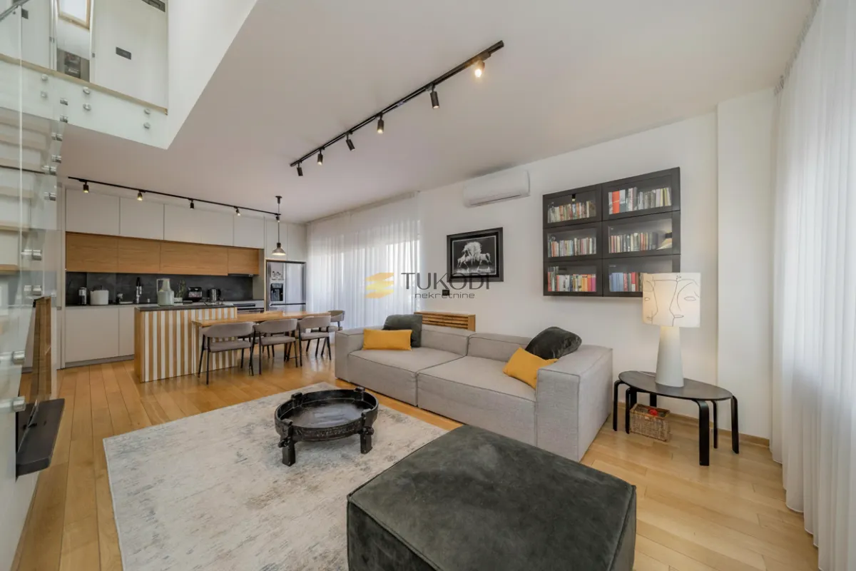 Prodaja, četvorosoban stan, 93m², Lekino Brdo, Voždovac Sve Podlokacije