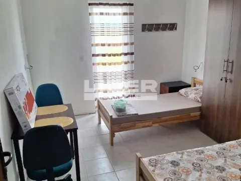 Izdavanje, kuća, 100m², Batajnica, Beograd - image 1