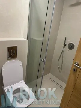 Izdavanje, jednosoban stan, 47m², City Kvart, Podgorica - image 6