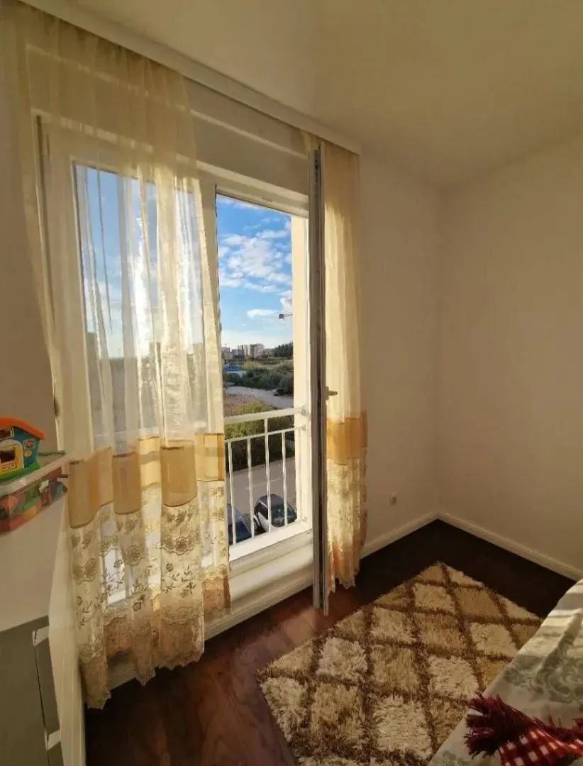 Sale, three bedroom apartment, 73m², Topolica, Bar