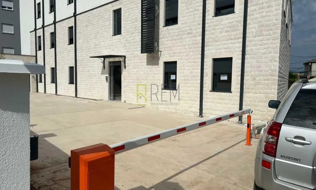 Prodaja, dvosoban stan, 75m², Stara Varoš, Podgorica