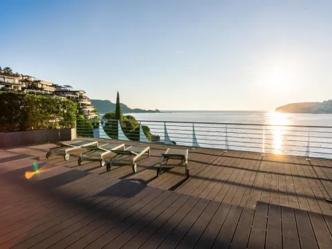 Izdavanje, dvosoban stan, 508m², Centar, Budva - image 2