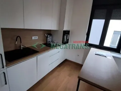 Rent, three bedroom apartment, 49m², Mišeluk, Petrovaradin - image 2