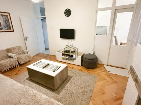Rent, one bedroom apartment, 65m², Momišići, Podgorica - image 7