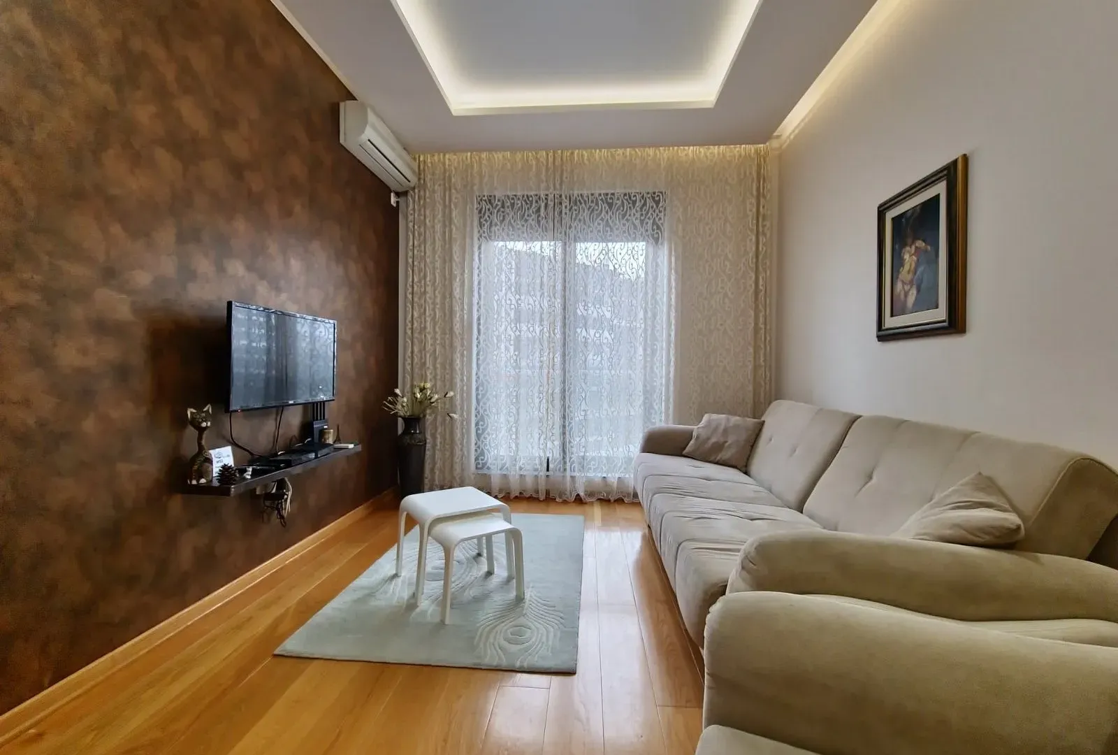 Izdavanje, jednosoban stan, 36m², Budva, Crna Gora
