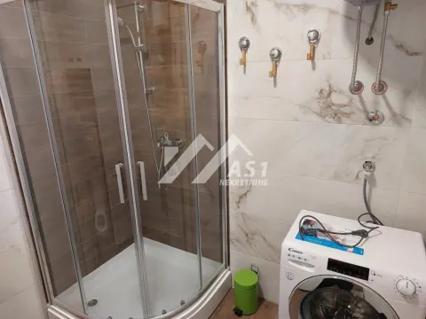 Izdavanje, trosoban stan, 57m², Sremska Kamenica, Petrovaradin - image 10