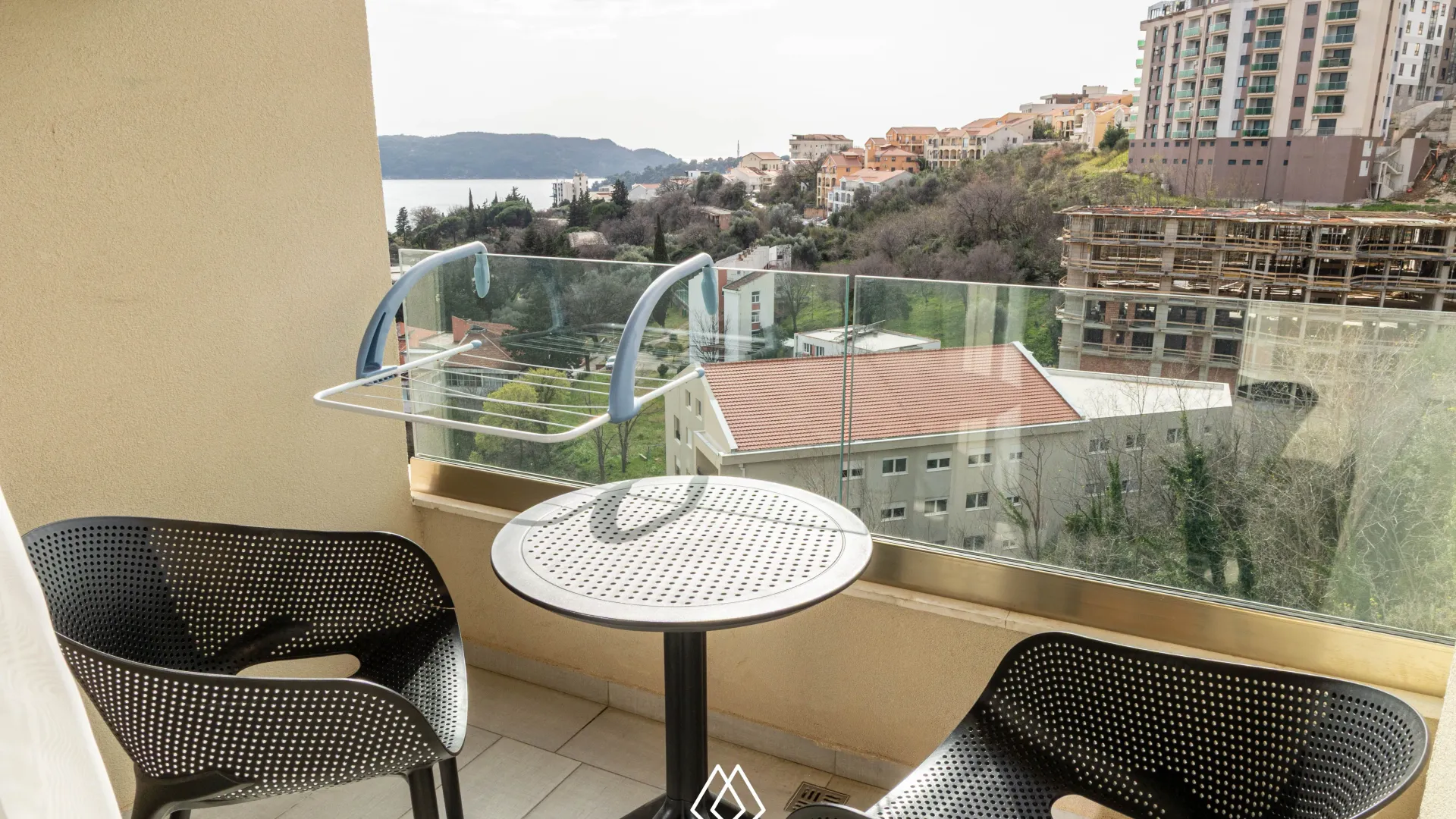 Prodaja, garsonjera, 30m², Bečići, Budva