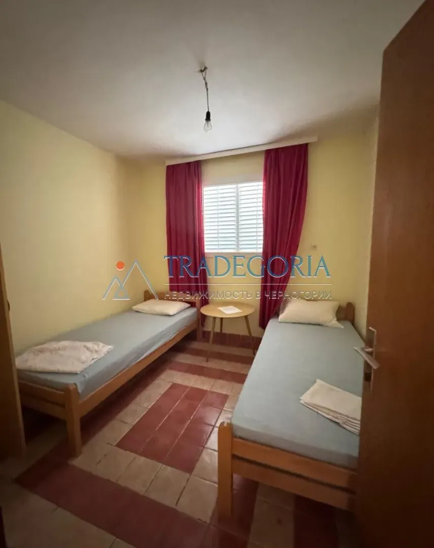 Prodaja, kuća, 389m², Sutomore, Bar
