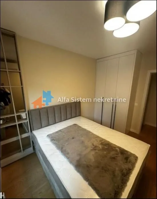 Rent, three bedroom apartment, 75m², Stari Grad, Beograd