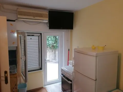 Stan-na-dan, jednosoban stan, 20m², Đenovići, Herceg Novi - image 5