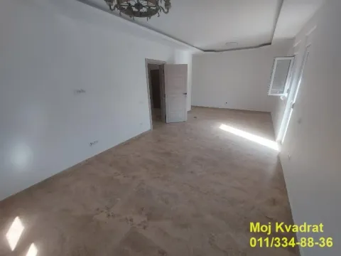 Prodaja, trosoban stan, 67m², Surčin, Beograd - image 2