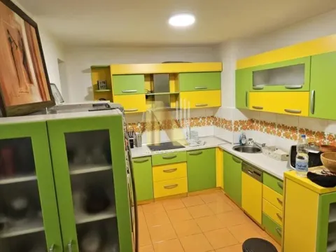 Izdavanje, četvorosoban stan, 92m², Spens, Novi Sad Sve Podlokacije - image 7