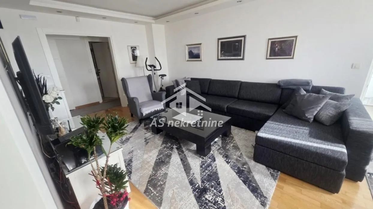 Rent, four bedroom apartment, 110m², Cerak, Beograd