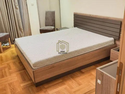 Izdavanje, trosoban stan, 95m², Momišići, Podgorica - image 14