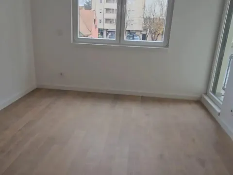 Prodaja, dvosoban stan, 58m², Zemun Gornji Grad, Zemun Sve Podlokacije - image 4