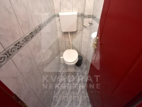 Prodaja, kuća, 370m², Zabjelo, Podgorica - image 28