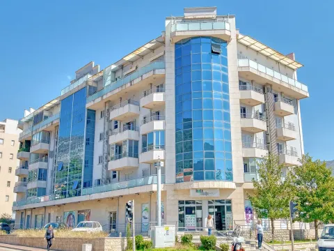 Sale, two bedroom apartment, 77m², Rozino, Budva