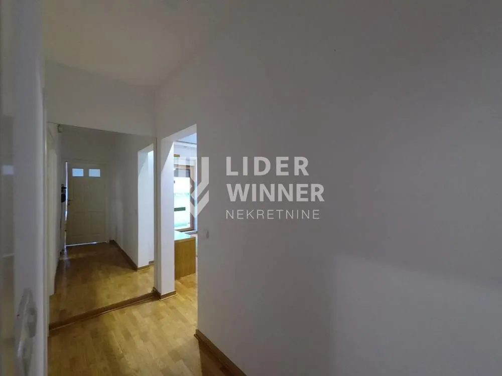 Rent, two bedroom apartment, 63m², Bajlonijeva Pijaca, Beograd