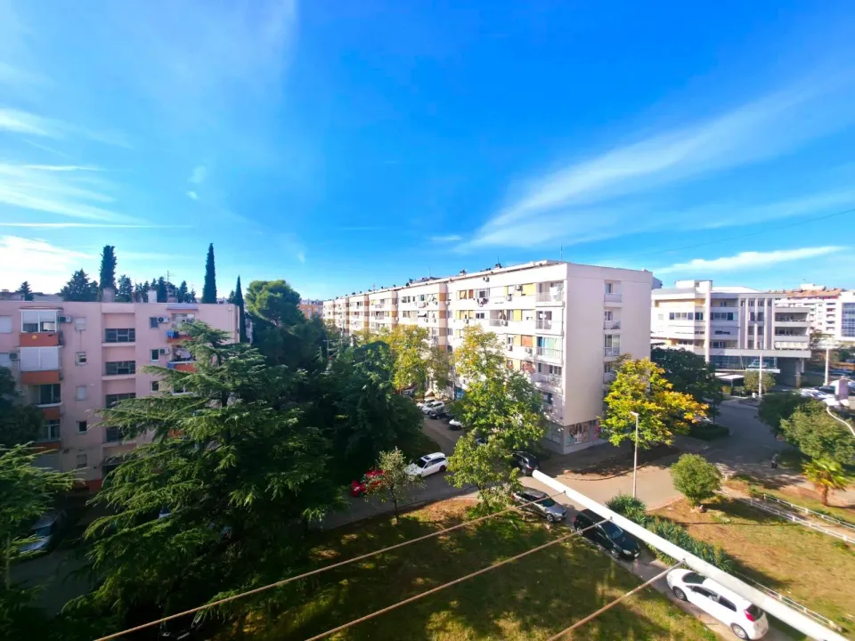 Rent, studio apartment, 33m², Preko Morače, Podgorica
