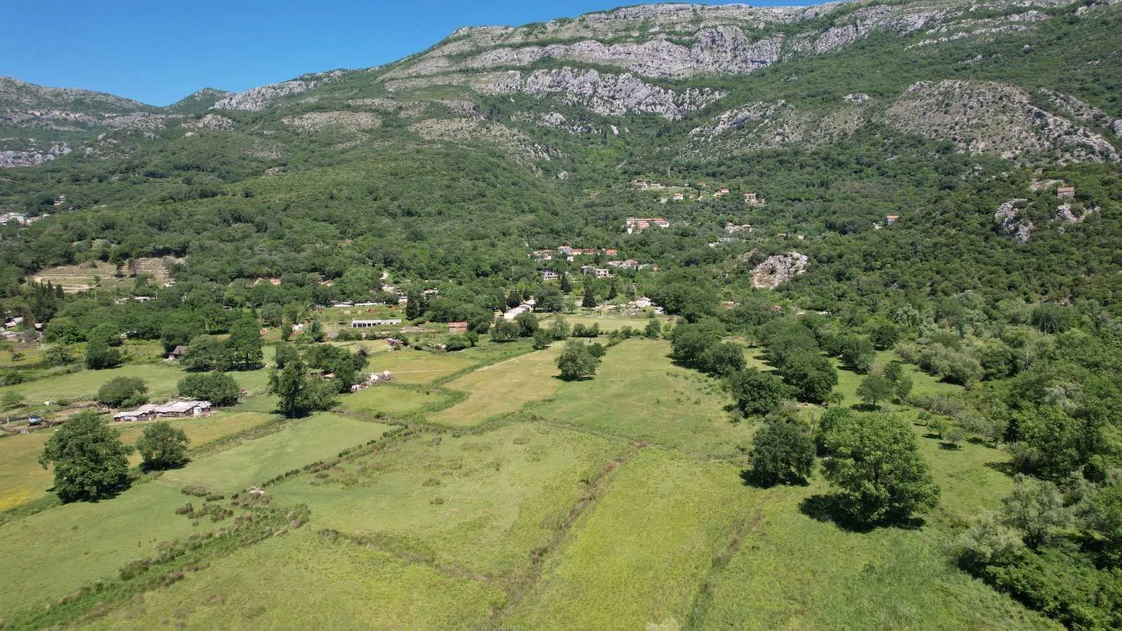 Sale, land lot, 7388m², Buljarica, Budva