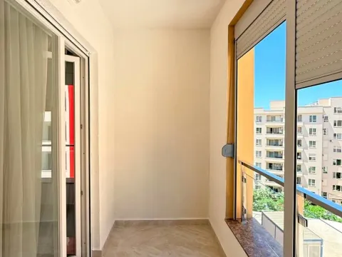 Sale, one bedroom apartment, 46m², Bečići, Budva - image 10