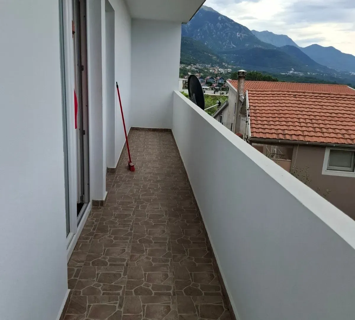Rent, two bedroom apartment, 90m², Mrčevac, Tivat