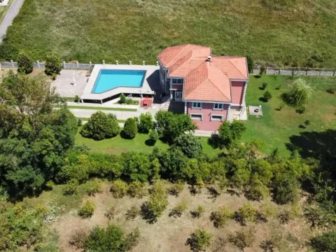 Prodaja, kuća, 350m², Danilovgrad, Crna Gora - image 7