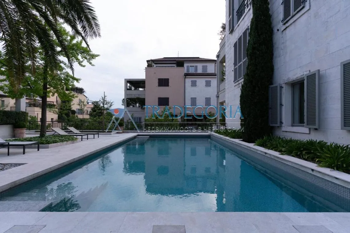 Prodaja, dvosoban stan, 122m², Tivat, Crna Gora